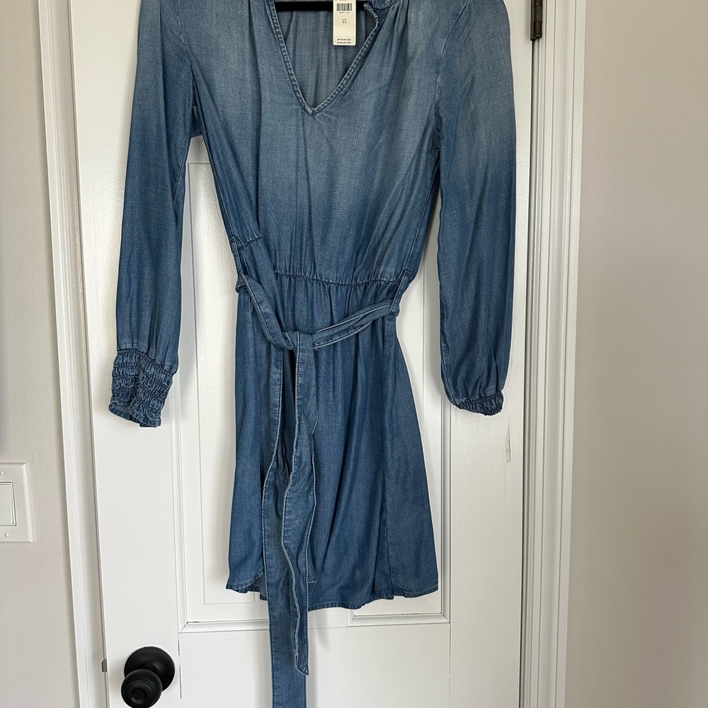 Cloth & Stone Blue Long Sleeve V-Neck Dress